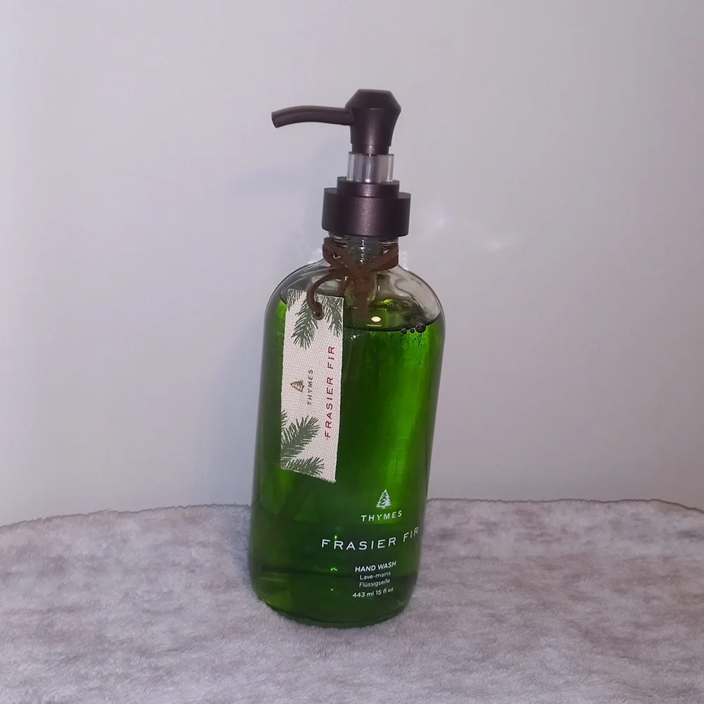 Thymes Frasier Fir Hand wash - 15 Fl Oz